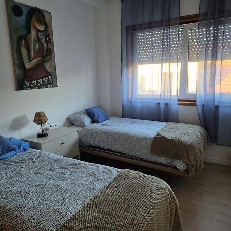 Figueira Family Apartment Фигейра да Фош Екстериор снимка