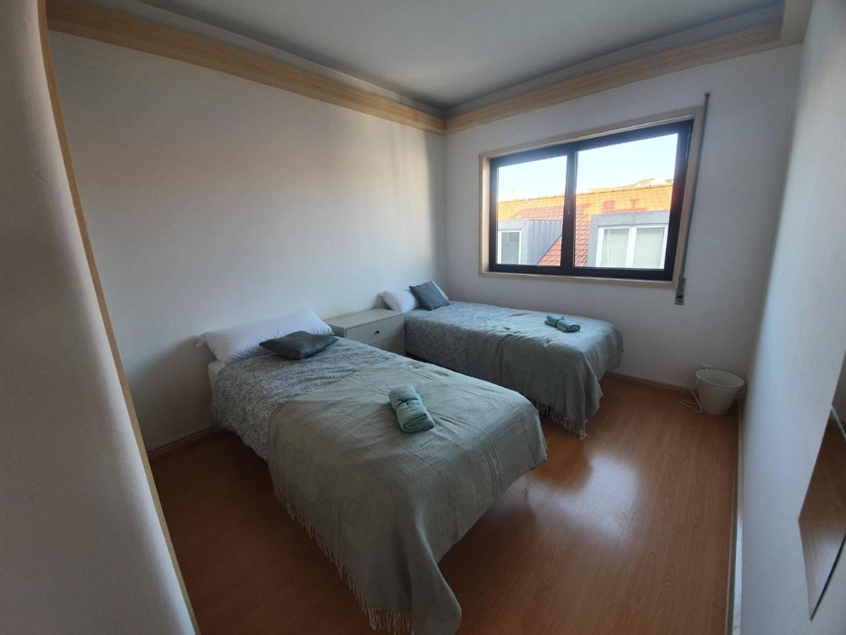 Figueira Family Apartment Фигейра да Фош Екстериор снимка